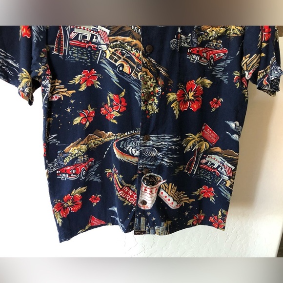 In N Out Burger|Hawaiian Vintage style novelty print button-down shirt•••Retro - Picture 4 of 11